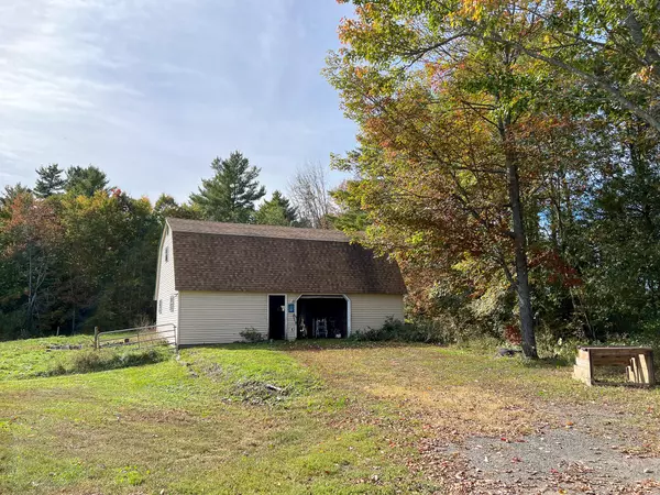 Newport, ME 04953,238 Palmer Road