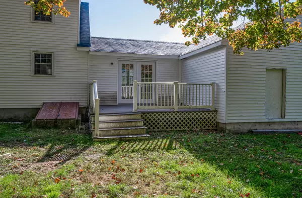 Winthrop, ME 04364,98 Route 133 Route