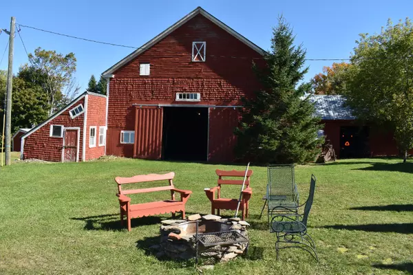 Patten, ME 04765,46 Main ST