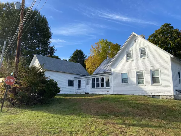 2 Whitten RD, Canaan, ME 04924