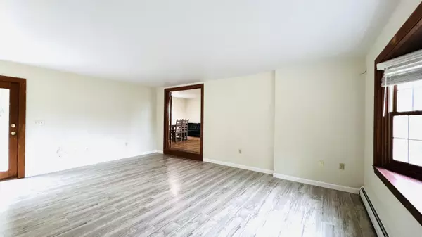 Sidney, ME 04330,2552 W River RD