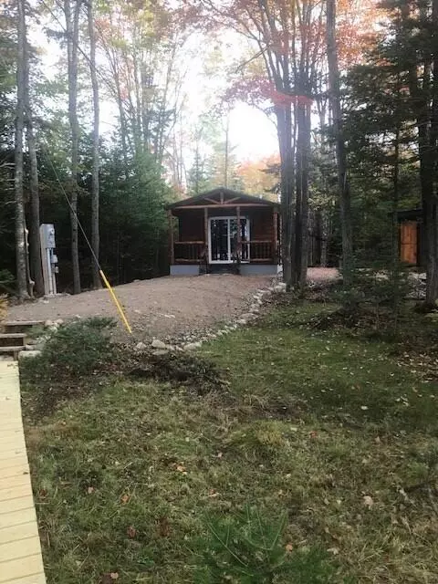 Milbridge, ME 04658,207 Rays Point RD