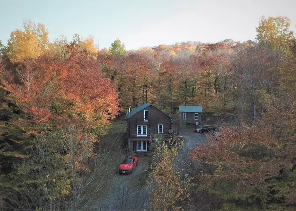 Sebec, ME 04481,70 Sunset DR