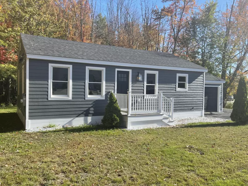 823 Portland RD, Saco, ME 04072