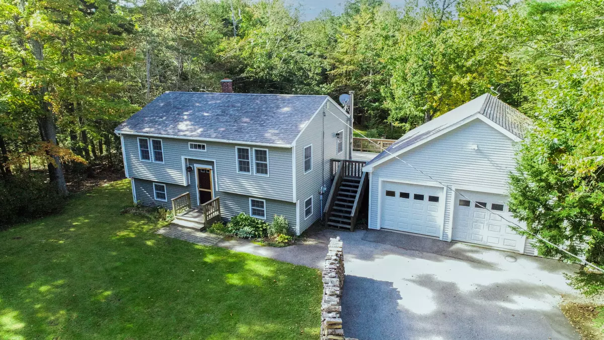 Lincolnville, ME 04849,268 Camden RD