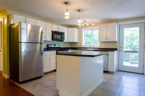 Lincolnville, ME 04849,268 Camden RD