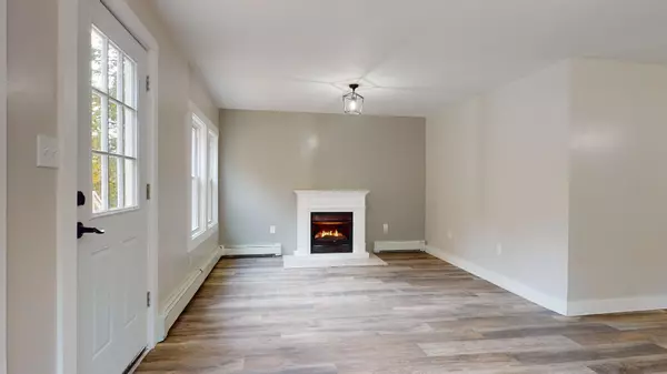 Norway, ME 04268,9 Sodom RD