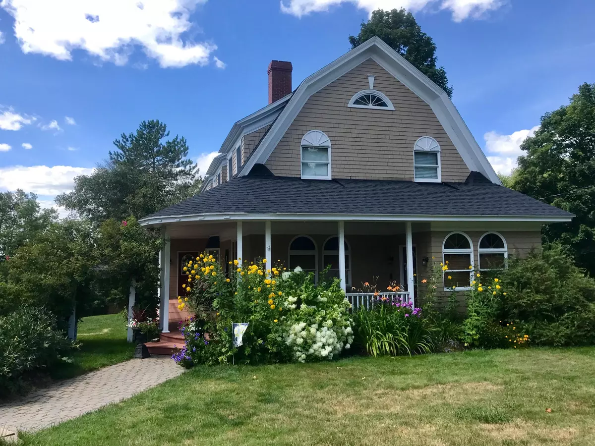 Presque Isle, ME 04769,52 Dudley ST