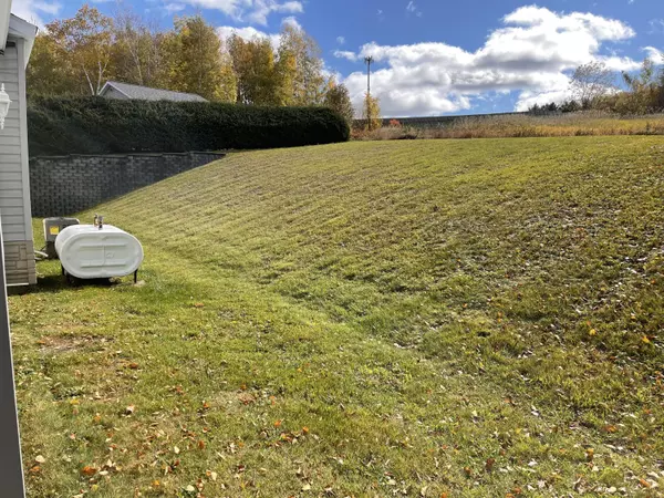 Presque Isle, ME 04769,43 Longview DR