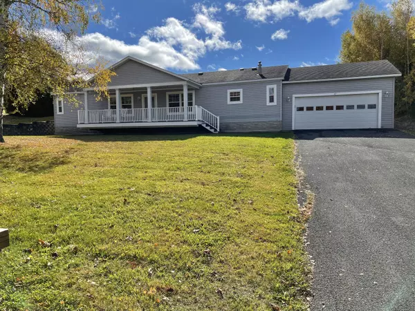 43 Longview DR, Presque Isle, ME 04769