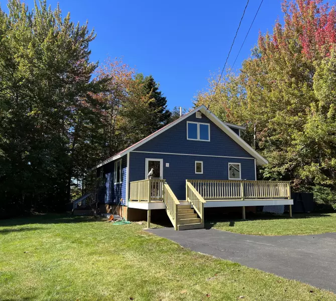 14 Freeman Ridge RD, Southwest Harbor, ME 04679