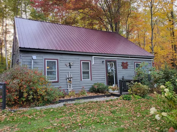 Hartland, ME 04943,86 Riverside DR