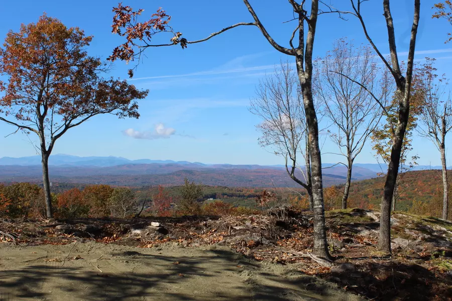 697 Streaked Mountain Road, Buckfield, ME 04220