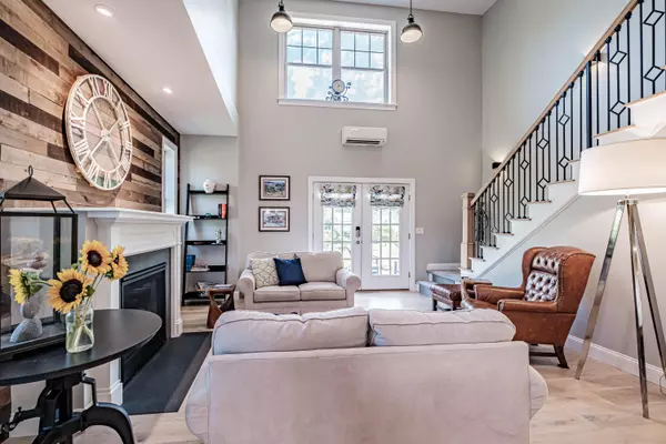 14 Faraday DR #A, Cumberland, ME 04021