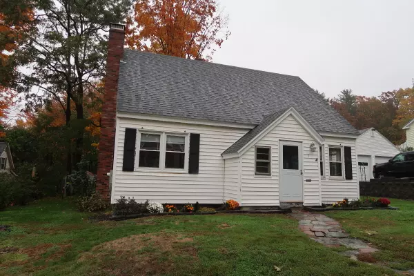 7 Carlisle AVE, Augusta, ME 04330