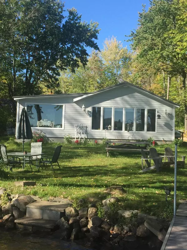 145 Camp Benson RD, Newport, ME 04953