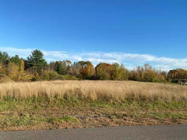 007-019-2 Mulberry LN, Oakland, ME 04963