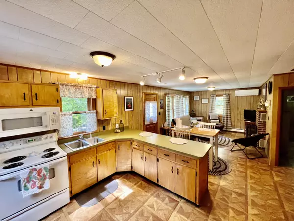 Sedgwick, ME 04676,23 Four Winds LN