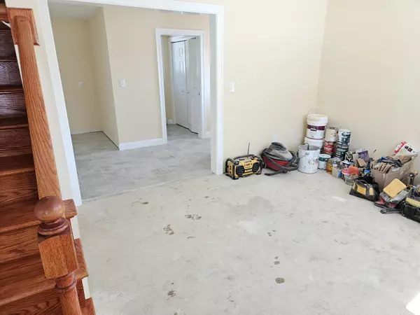 Litchfield, ME 04350,5 Lintonia DR #5