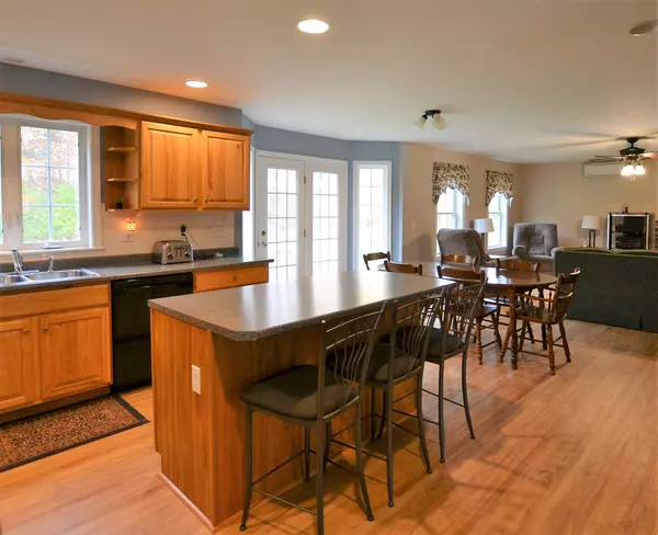 Orrington, ME 04474,33 Deer Run DR