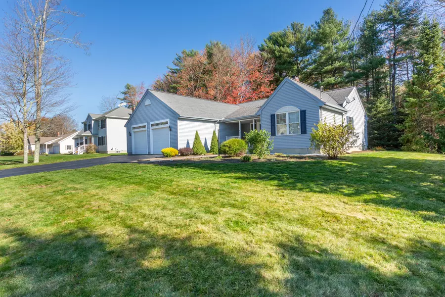 5 Mountain Ash AVE, Brunswick, ME 04011