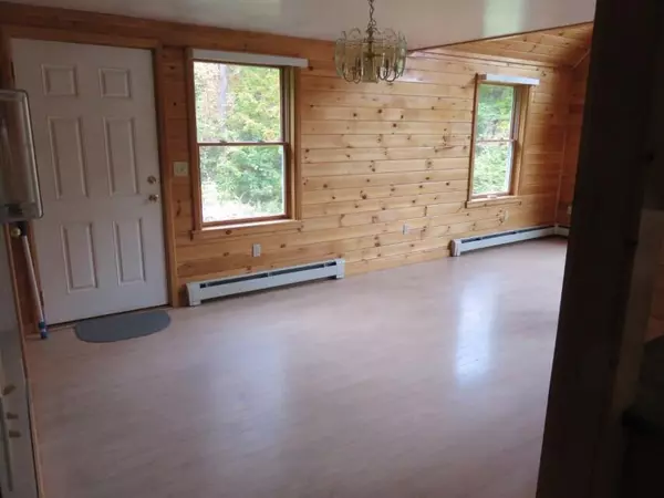 Vassalboro, ME 04989,16 Williams RD