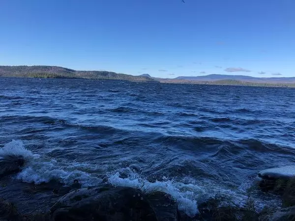 Willimantic, ME 04443,262 South Cove RD