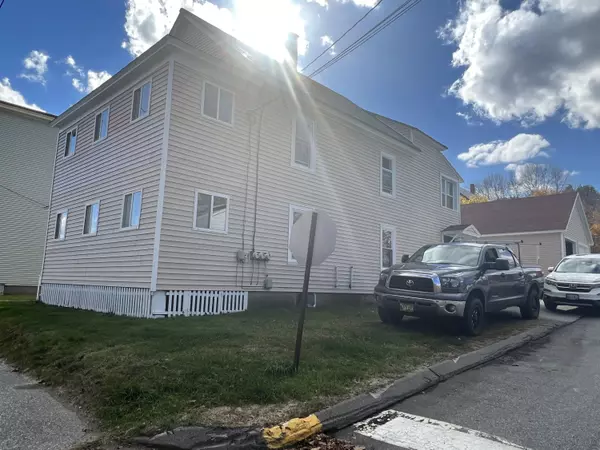 Rumford, ME 04276,553 Waldo ST