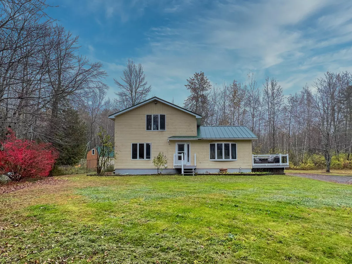 Newport, ME 04953,65 Kitchen Hill RD