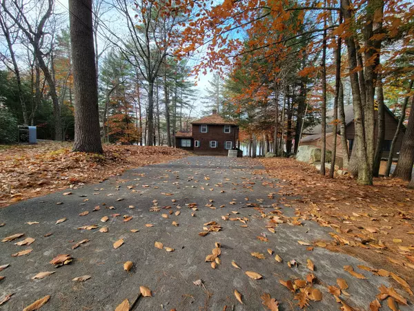 Naples, ME 04055,85 Beach RD