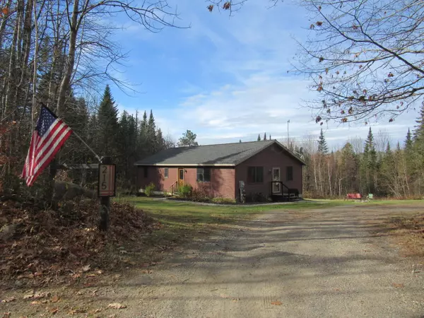 215 Small RD, Plymouth, ME 04969