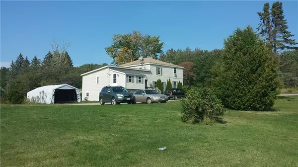 Wiscasset, ME 04578,766 Gardiner RD