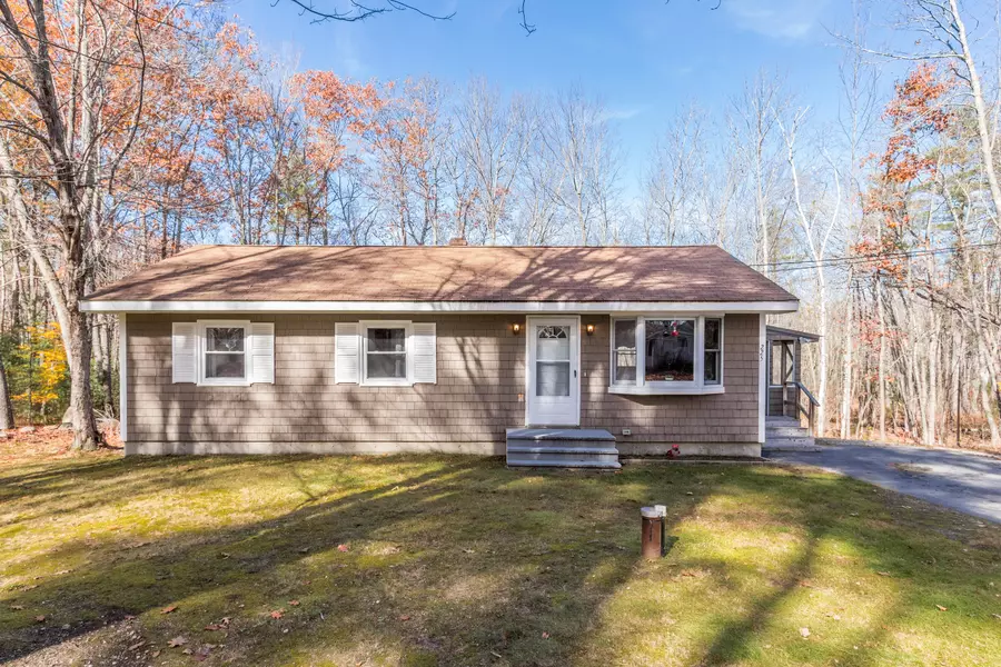 225 Pleasant Hill RD, Hollis, ME 04042