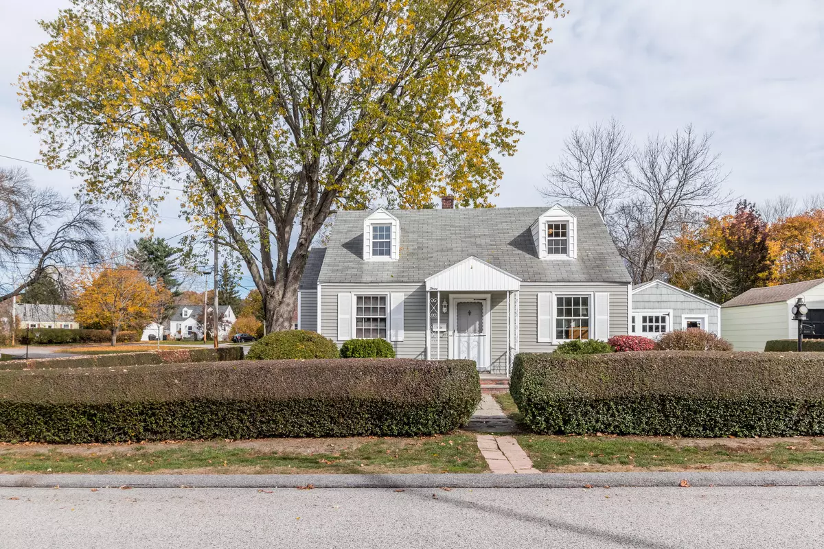 South Portland, ME 04106,3 Garfield CIR