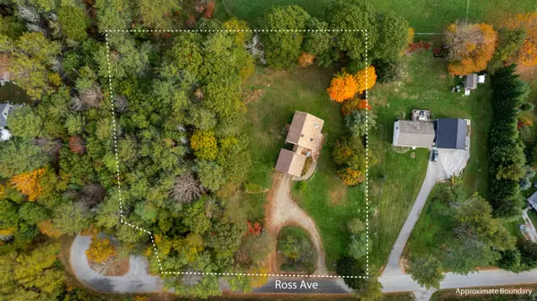 Thomaston, ME 04861,73 Ross AVE