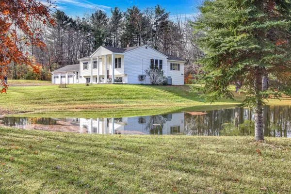 122 Benson RD, West Gardiner, ME 04345