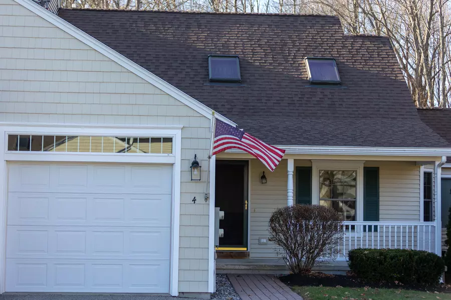 4 Outlook LN #17, Brunswick, ME 04011