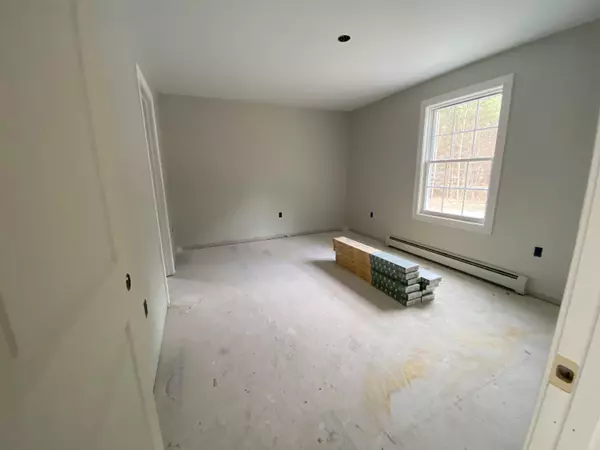 Naples, ME 04055,24 Flagg Mill RD