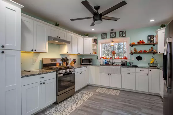 Greene, ME 04236,62 Barrel Shop RD