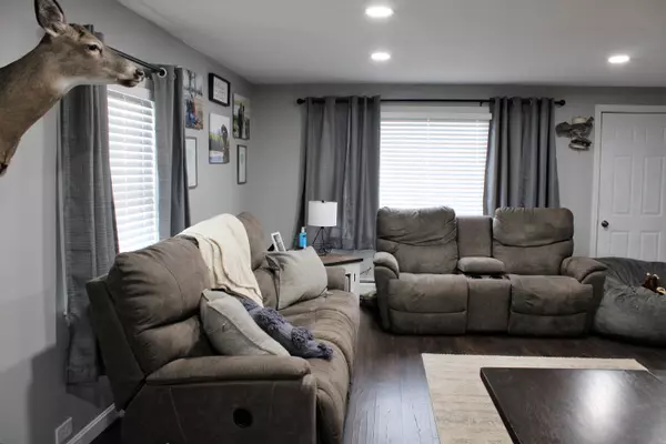 Madison, ME 04950,9 Summer ST