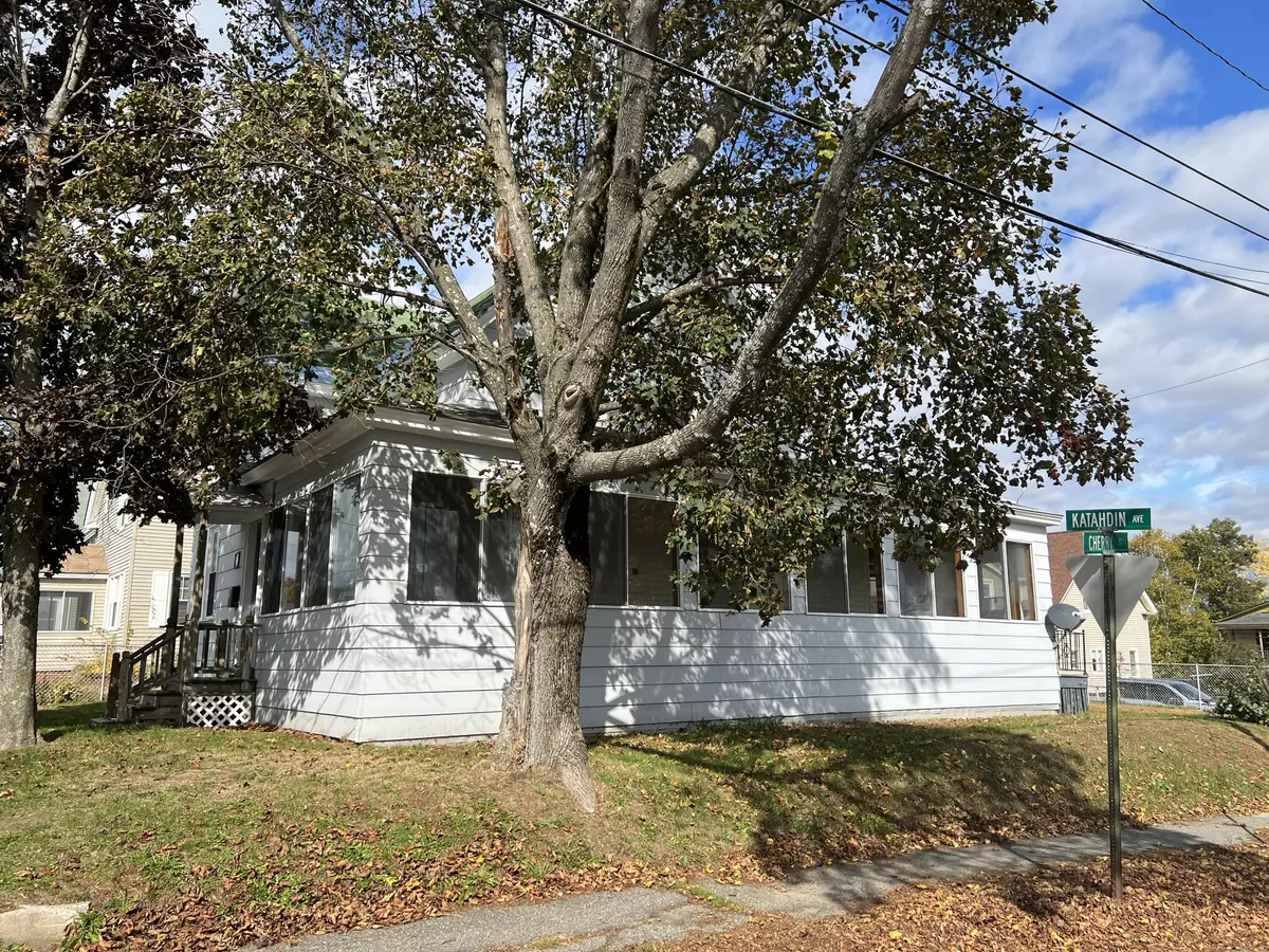 Millinocket, ME 04462,17 Katahdin AVE