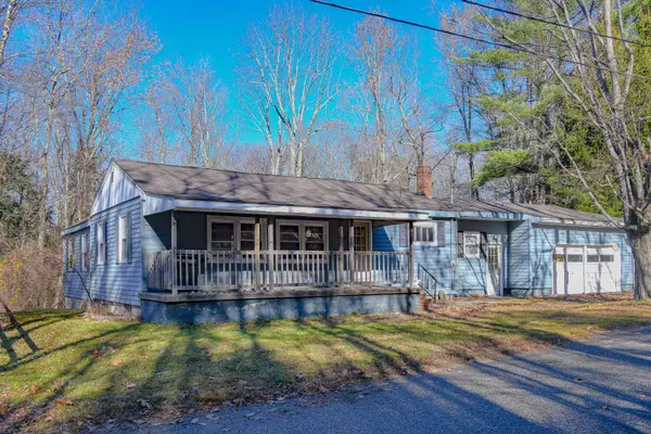 10 Percy Hawkes RD, Windham, ME 04062