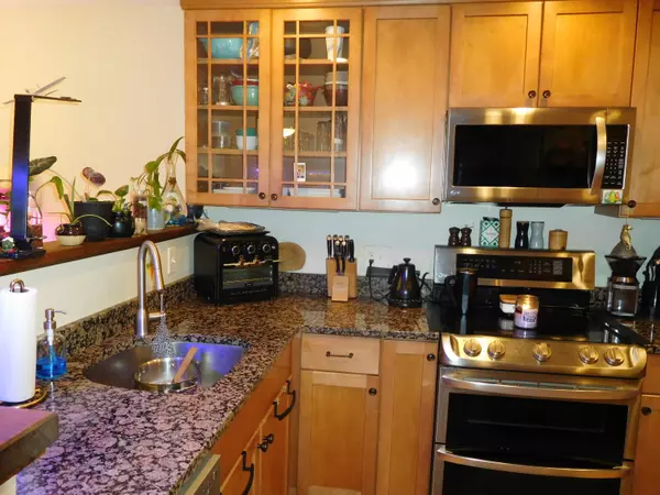 Freeport, ME 04032,28 Somerset #B-28