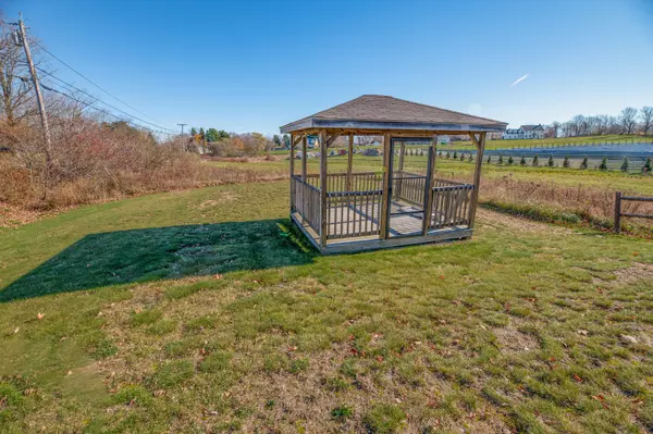 Gardiner, ME 04345,286 Highland AVE