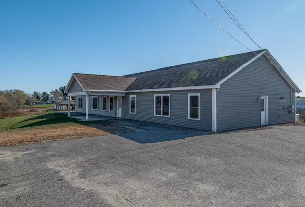 Gardiner, ME 04345,286 Highland AVE