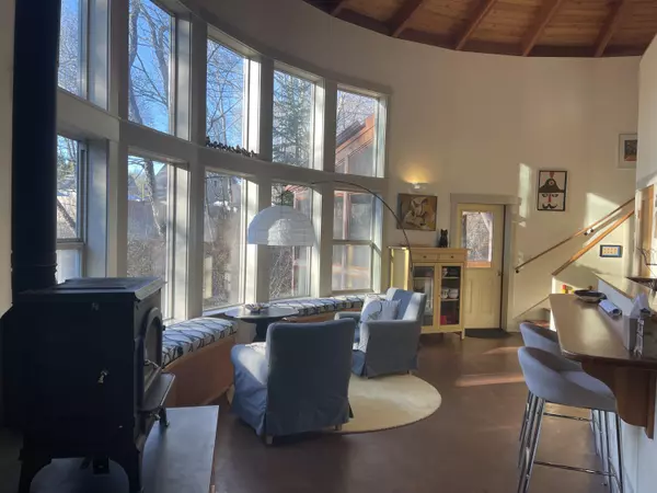 Saint George, ME 04860,313 Wallston RD