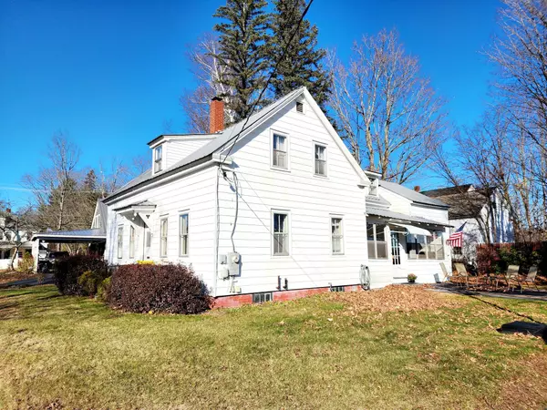 Norway, ME 04268,11 Solon ST