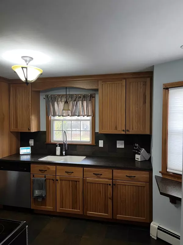 Presque Isle, ME 04769,73 Hillside ST