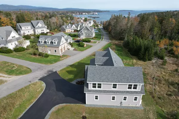 Southwest Harbor, ME 04679,37 Village at Oceans End BLVD