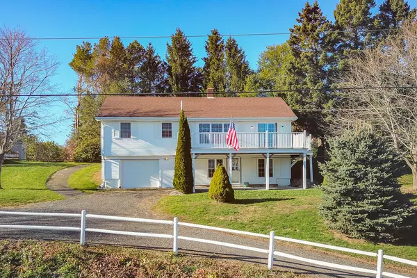 93 Sunrise Terrace, Thomaston, ME 04861